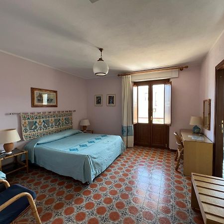 Hotel L'Oasi Cala Gonone Eksteriør billede
