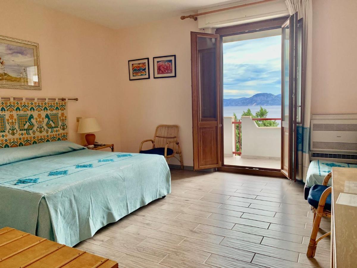 Hotel L'Oasi Cala Gonone Eksteriør billede