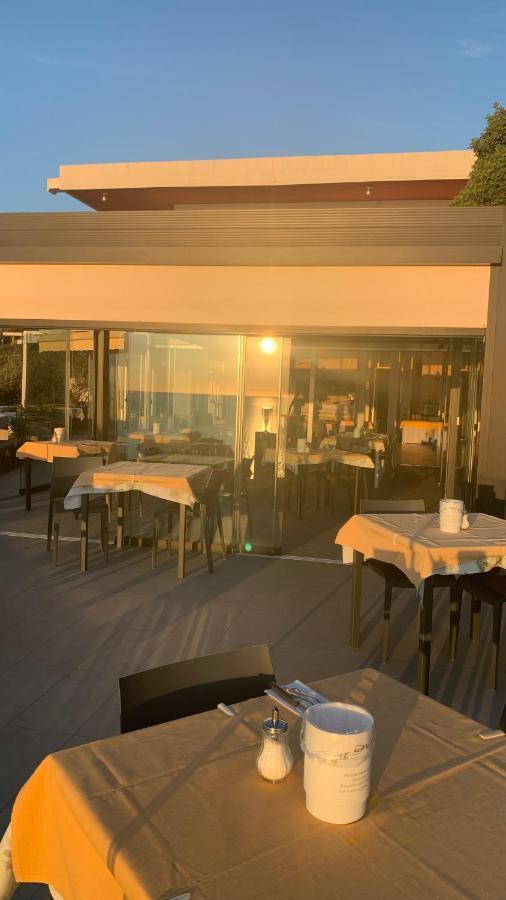 Hotel L'Oasi Cala Gonone Eksteriør billede