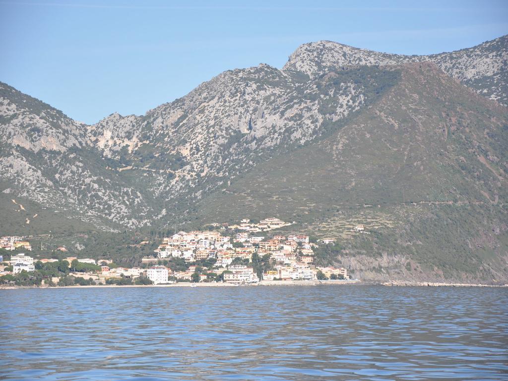 Hotel L'Oasi Cala Gonone Eksteriør billede
